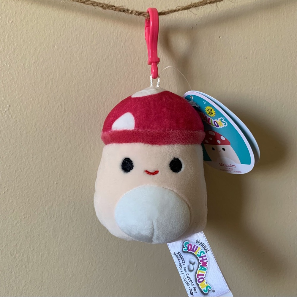 Malcom Squishmallow Clip